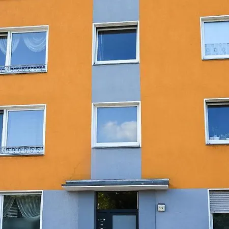Apartment Deluxe! Hbf-naehe Mit Kingsize-bett, 65 M2